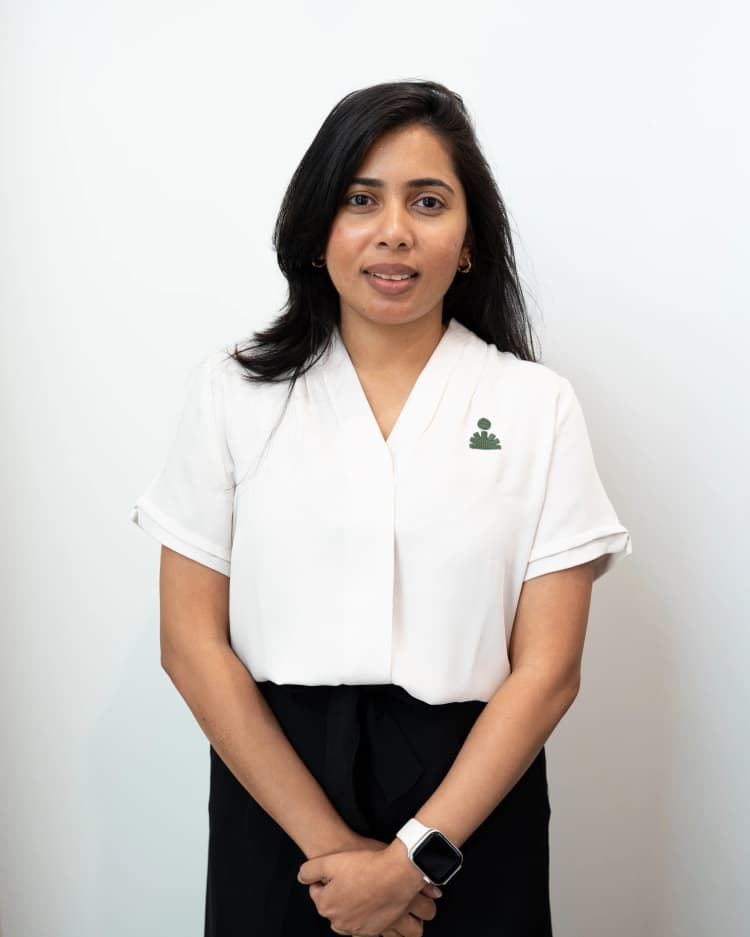 Dilani, Service Administrator